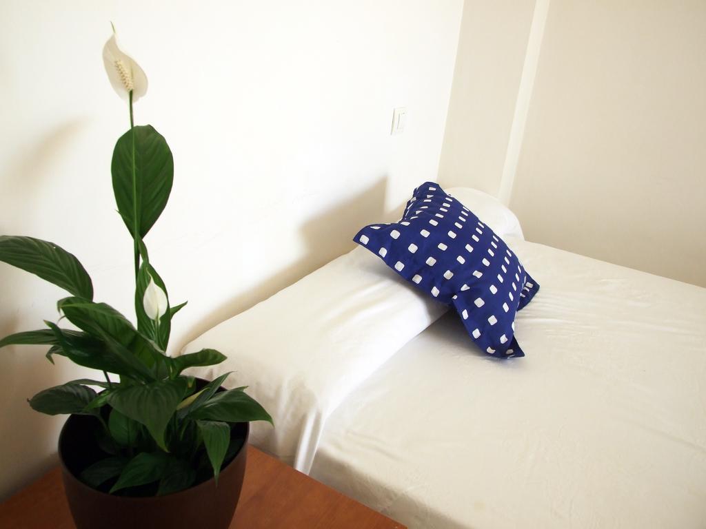 Apart Hotels Mar Blava Cubelles Habitación foto